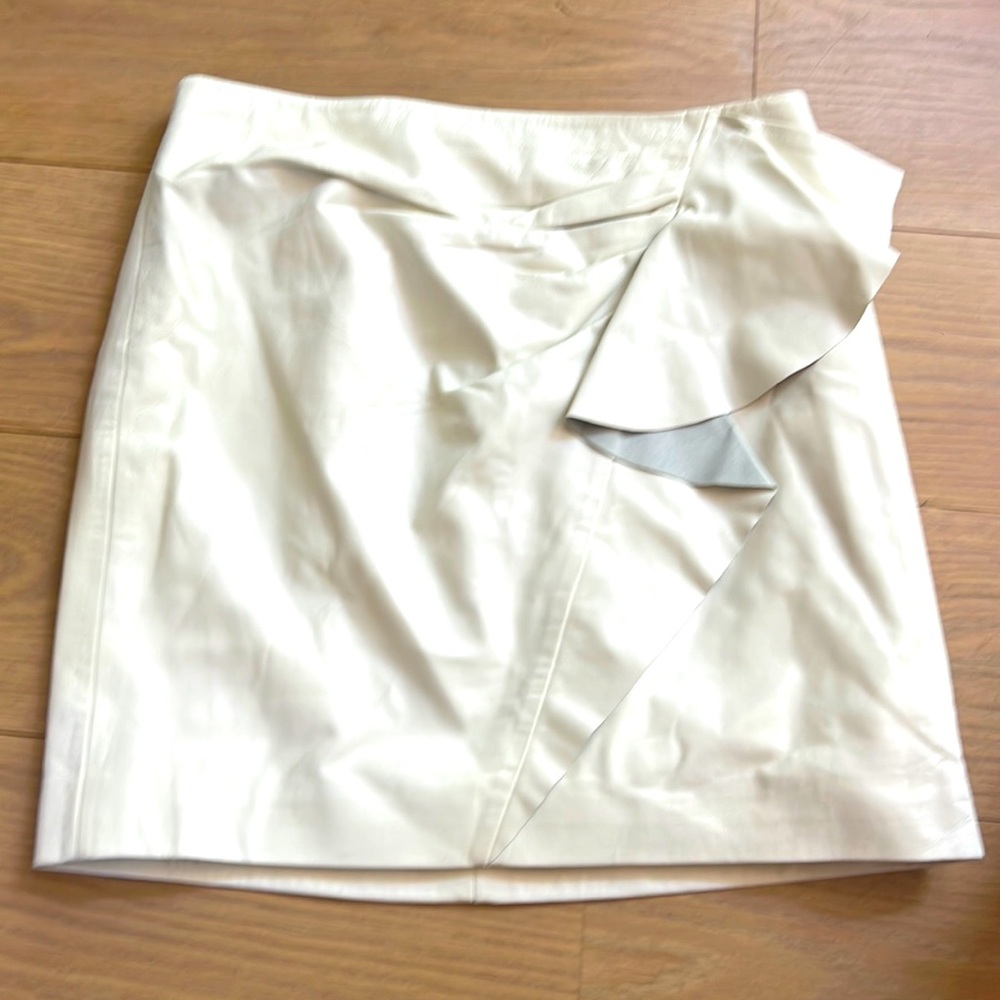 White leather mini skirt
